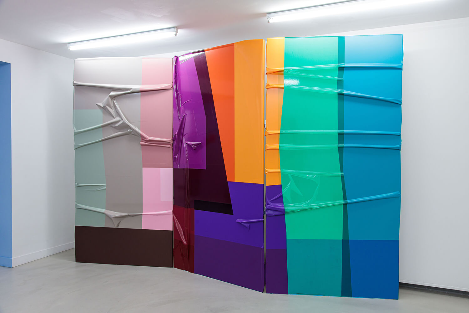 Jochem-&-Thomas---Hideaway---Triptych,-foil-on-panel---360x240cm-(2022)